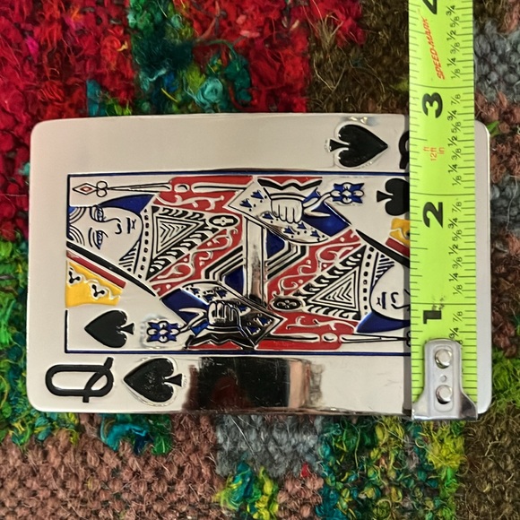 Vintage Chrome and Enamel Queen of Aces Belt Buckle - Picture 4 of 4
